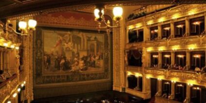 prague-national-theater-interior